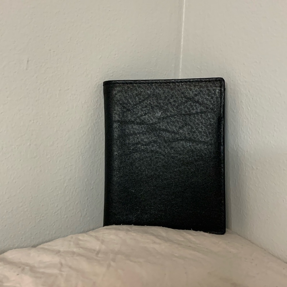 EUC TexTan Men’s Bifold Wallet